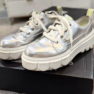 Sorel Caribou Silver Sneaker